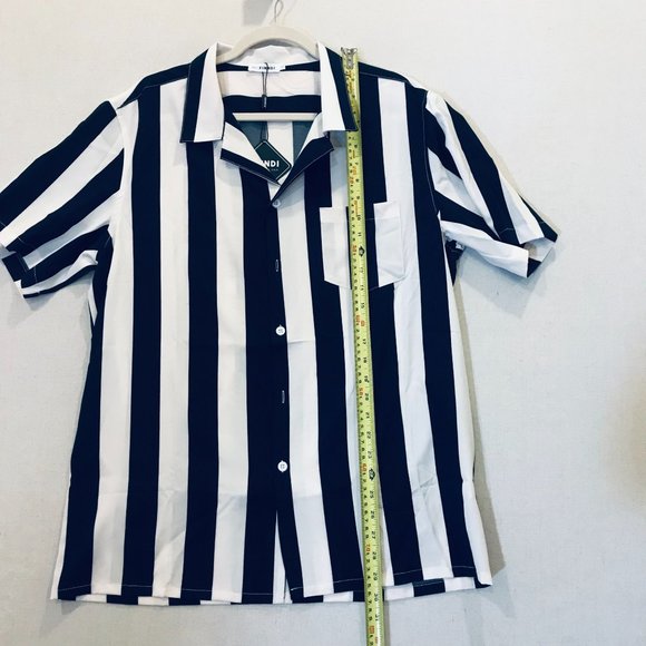 Finndi Men's Shirt NWT Button Down Short Sleeve Stripped Black and White Size X - Picture 4 of 5